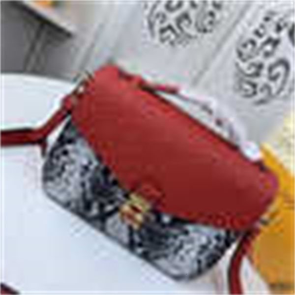 shoulder brand r cross luxury m40780 bags new bag snake handles print shoulder totes bag body handbags clutches iconic evening
shoulder brand r cross luxury m40780 bags new bag snake handles print shoulder totes bag body handbags clutches iconic evening