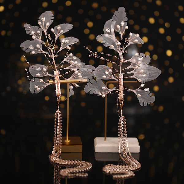 1 pair pearl crystal side clip shape bridal headdress rhinestone hair band jewelry womens flower wedding hair accessoriesdio chan contact, Golden;white
1 pair pearl crystal side clip shape bridal headdress rhinestone hair band jewelry womens flower wedding hair accessoriesdio chan contact, Golden;white