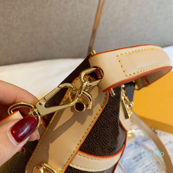 evening bags handbag ladies shoulder bag wallet fashion purse diagonal package leather bucket flower and luggage 9461
evening bags handbag ladies shoulder bag wallet fashion purse diagonal package leather bucket flower and luggage 9461