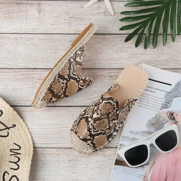 women's ladies fashion vintage closed toe slippers casual slip on flat shoes outdoor female leopard printed #3, Black
women's ladies fashion vintage closed toe slippers casual slip on flat shoes outdoor female leopard printed #3, Black