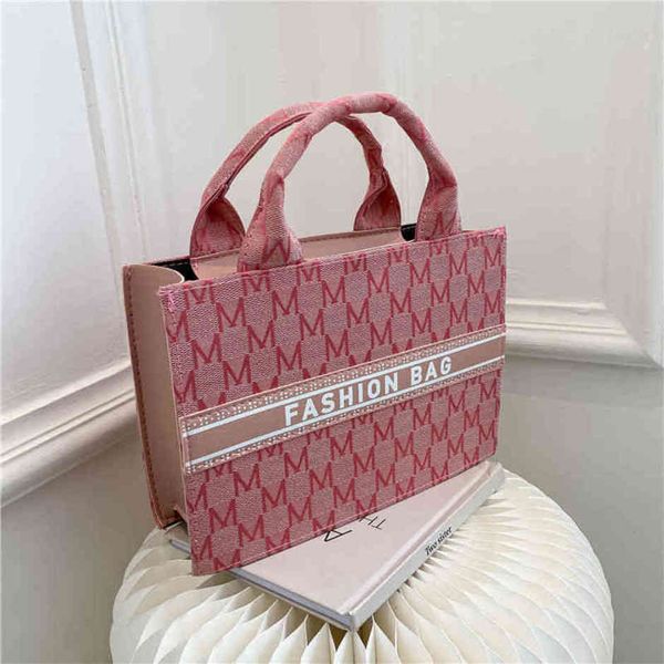 84% off shop factory autumn and winter new european and retro tote bag fashion versatile handbag work commuting trend women's bag
84% off shop factory autumn and winter new european and retro tote bag fashion versatile handbag work commuting trend women's bag
