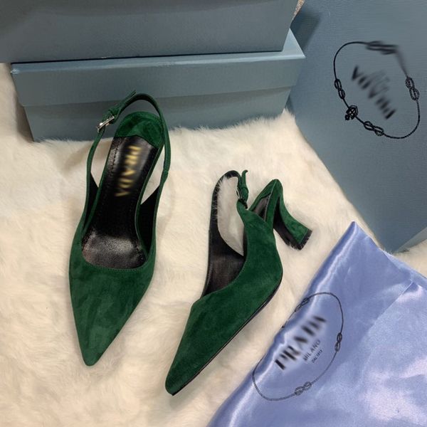 2021 good quality fashion women luxurys designers shoes designer sandals womens luxury high heels sandal dress shoess with box size 35-41 -h, Black
2021 good quality fashion women luxurys designers shoes designer sandals womens luxury high heels sandal dress shoess with box size 35-41 -h, Black