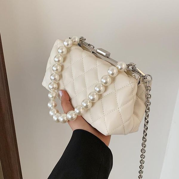 evening bags niche design diamond chain female bag all-match 2021 fashion messenger square frame shoulder width: 21cm
evening bags niche design diamond chain female bag all-match 2021 fashion messenger square frame shoulder width: 21cm