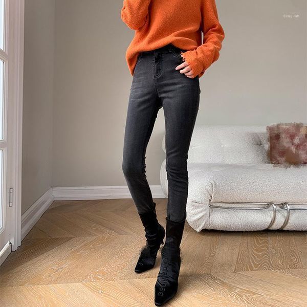 winter skinny fashion ladies pant leisure women pants elegant solid color female bottoms, Black;white
winter skinny fashion ladies pant leisure women pants elegant solid color female bottoms, Black;white