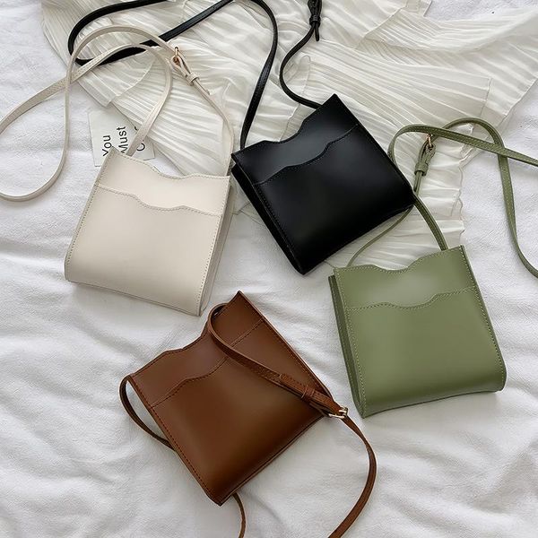 evening bags handbag women 2021 fashion luxury simple solid color versatile student pu bag leisure one shoulder messenger wallet
evening bags handbag women 2021 fashion luxury simple solid color versatile student pu bag leisure one shoulder messenger wallet