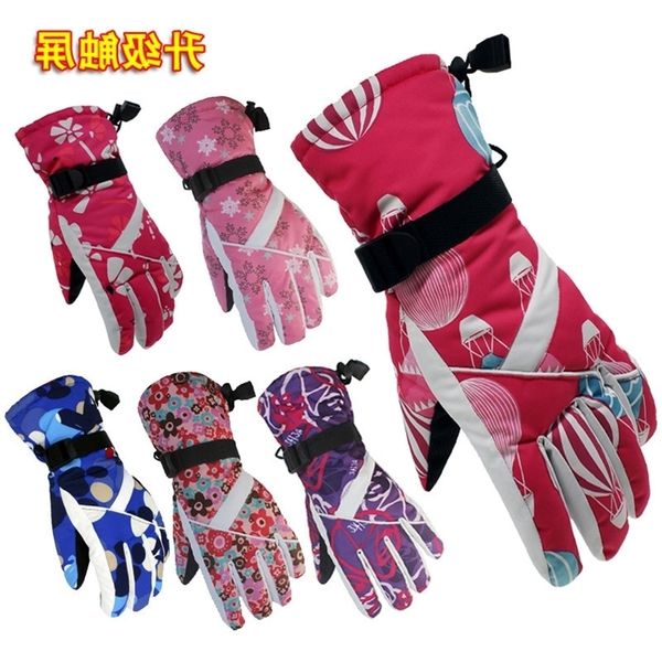 women's touch screen skiing gloves outdoor winter riding snow proof warm girl's mobile phone sliding thickening, Black
women's touch screen skiing gloves outdoor winter riding snow proof warm girl's mobile phone sliding thickening, Black