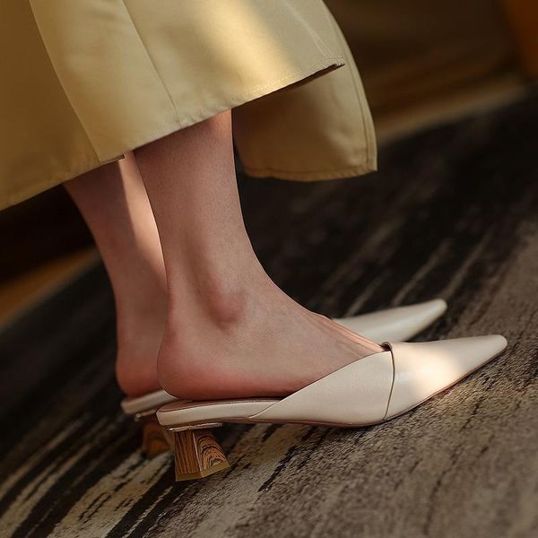 slippers ins mid thick heel fashion baotou sandals, women's summer wear pointed muller shoes, Black
slippers ins mid thick heel fashion baotou sandals, women's summer wear pointed muller shoes, Black