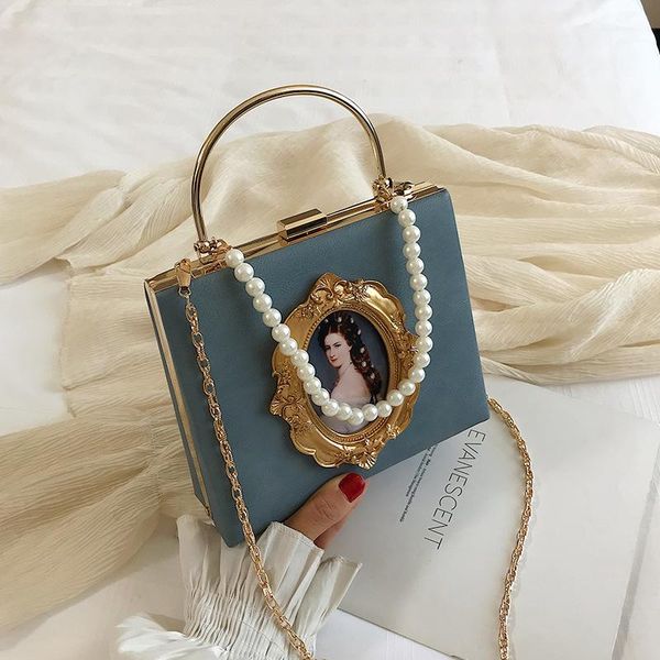 evening bags vintage oil painting badge fashion pu pearl chain ladies party tote bag crossbody for women pouch handbag totes purse
evening bags vintage oil painting badge fashion pu pearl chain ladies party tote bag crossbody for women pouch handbag totes purse