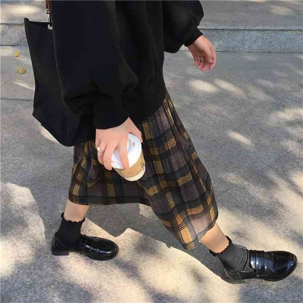 vintage plaid pleated long skirts high waist winter women korean woolen skirt streetwear drawstring elastic waist midi skirt 210412, Black
vintage plaid pleated long skirts high waist winter women korean woolen skirt streetwear drawstring elastic waist midi skirt 210412, Black
