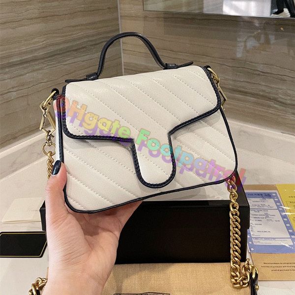 2021 must-have classic messenger bag fashion luxurys designers shoulder bags chains crossbody handbags purse leather wallet coin card holder
2021 must-have classic messenger bag fashion luxurys designers shoulder bags chains crossbody handbags purse leather wallet coin card holder