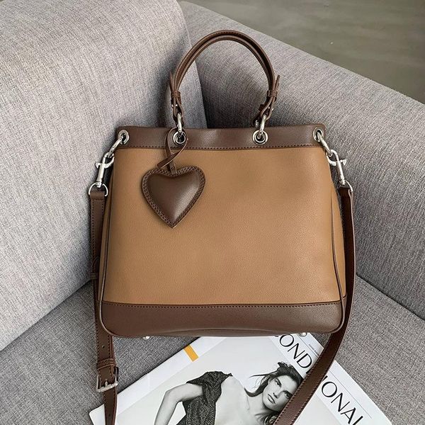 evening bags 2021 fashion women bag luxury shoulder messenger texture leather handbag high-quality brand
evening bags 2021 fashion women bag luxury shoulder messenger texture leather handbag high-quality brand