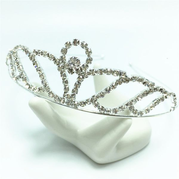version diamond hair accessories bride crown hair band sweet children's crown headband accessories, Golden;silver
version diamond hair accessories bride crown hair band sweet children's crown headband accessories, Golden;silver