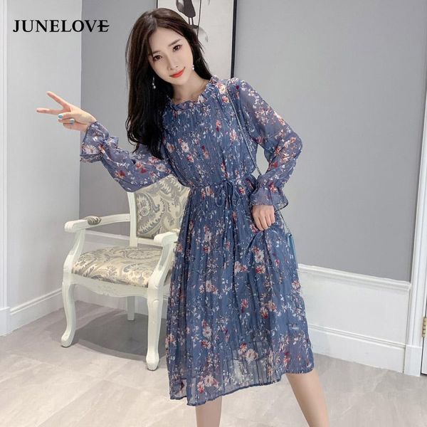 junelove o-neck floral chiffon women boho dress vintage flare sleeve a-line femme printed female midi vestidos casual dresses, Black;gray
junelove o-neck floral chiffon women boho dress vintage flare sleeve a-line femme printed female midi vestidos casual dresses, Black;gray