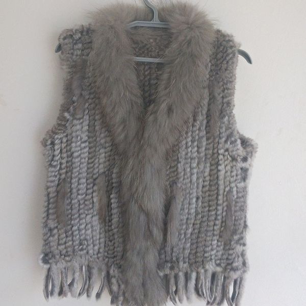 2021 fashion real rabbit fur vest women knitted sleevless fur vests with real raccoon fur trimming ladies tassel gilets femme, Black;white
2021 fashion real rabbit fur vest women knitted sleevless fur vests with real raccoon fur trimming ladies tassel gilets femme, Black;white