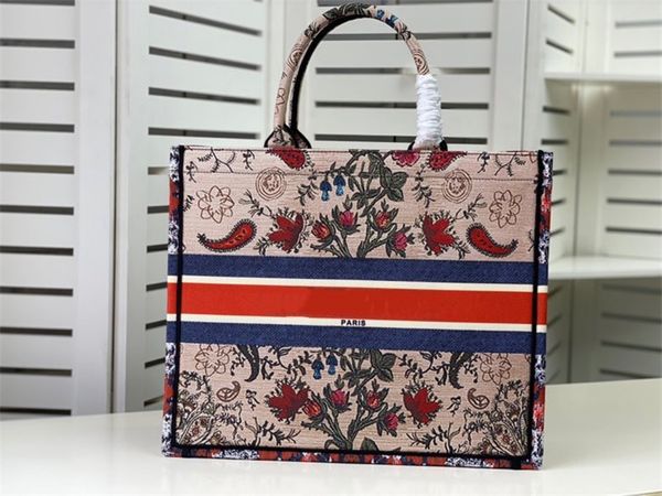 fashion luxurys designers wallets, card bag, key bags, the most european and american style man women wallet, real leather, Red;black
fashion luxurys designers wallets, card bag, key bags, the most european and american style man women wallet, real leather, Red;black