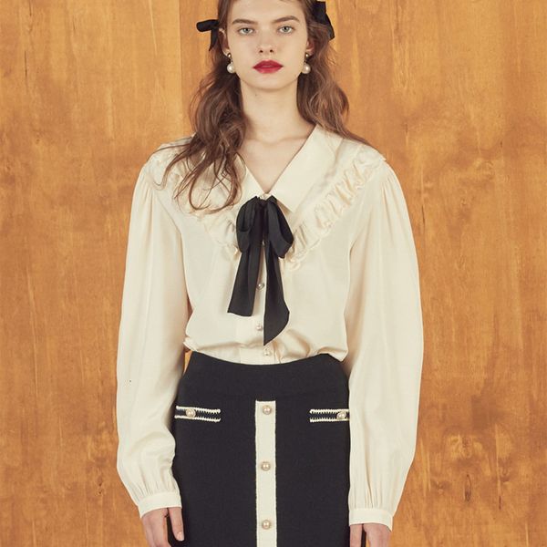 sweaters korean fashion women blouse button up shirts 2021 spring cute ruffles lace bows loose beige chiffon blusa female top, White;black
sweaters korean fashion women blouse button up shirts 2021 spring cute ruffles lace bows loose beige chiffon blusa female top, White;black