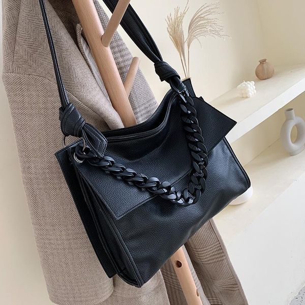 evening bags high-quality large-capacity tote bag 2021 fashion all-match women's designer chain texture one-shoulder messenger
evening bags high-quality large-capacity tote bag 2021 fashion all-match women's designer chain texture one-shoulder messenger