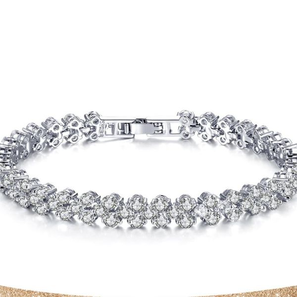 link, chain exquisite luxury roman crystal bracelet build with brief diamond inlay alloy geometric shape 3colour 2021 styl, Black
link, chain exquisite luxury roman crystal bracelet build with brief diamond inlay alloy geometric shape 3colour 2021 styl, Black