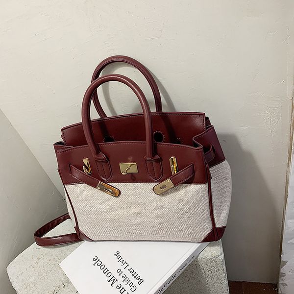 canvas 's one shoulder 2020 new fashion versatile messenger net red handbag women
canvas 's one shoulder 2020 new fashion versatile messenger net red handbag women