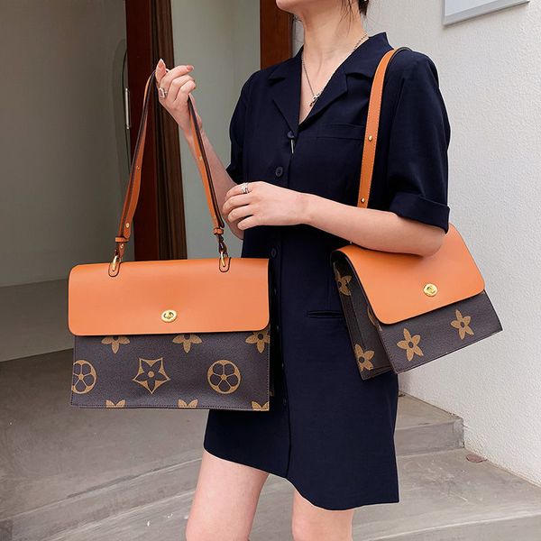 daily bag2021 new high-grade fashion minority fashion western style printing mesh red underarm big bag shoulder crossbody lock fashion
daily bag2021 new high-grade fashion minority fashion western style printing mesh red underarm big bag shoulder crossbody lock fashion