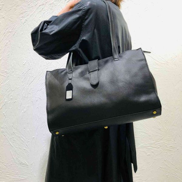 leather head leather hand single shoulder travel official underarm bag women's style black friday 9i8p
leather head leather hand single shoulder travel official underarm bag women's style black friday 9i8p