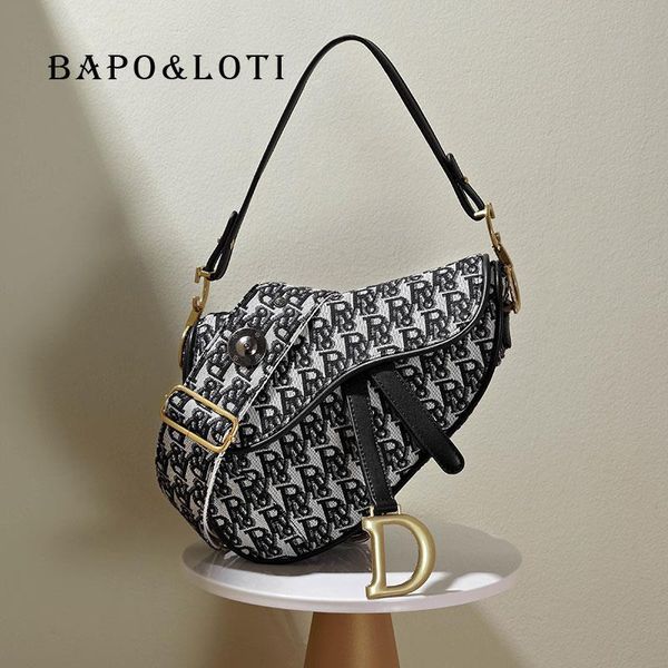 luxury herme handbags and storage 2021 new fashion horseshoe saddle bag messenger hand bill of lading shoulder women's
luxury herme handbags and storage 2021 new fashion horseshoe saddle bag messenger hand bill of lading shoulder women's