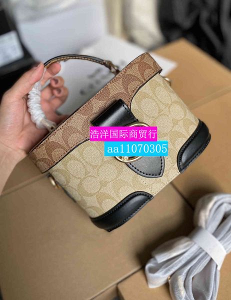 women luxurys designers bags 2021 diagonal one leather make-up shoulder crossbody bag zhouzhoubao123 designer handbags purse wallet handbags
women luxurys designers bags 2021 diagonal one leather make-up shoulder crossbody bag zhouzhoubao123 designer handbags purse wallet handbags