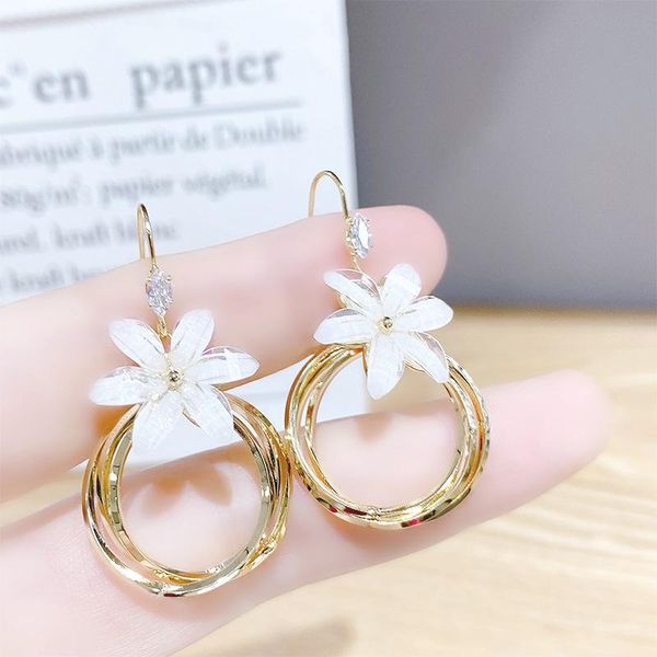 stud exquisite 14k gold plated flower earrings for women luxury zircon cz geometric gift, Golden;silver
stud exquisite 14k gold plated flower earrings for women luxury zircon cz geometric gift, Golden;silver