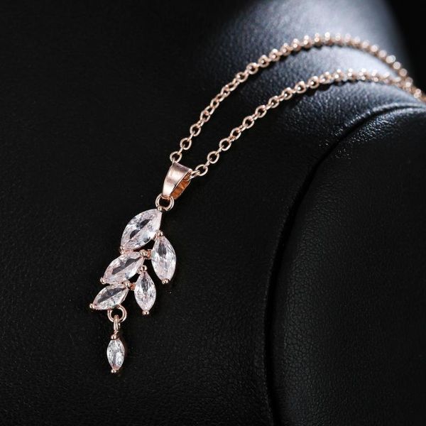 pendant necklaces cubic zirconia leaf necklace for women fashion bridal wedding dinner temperament jewelry birthday gift, Silver
pendant necklaces cubic zirconia leaf necklace for women fashion bridal wedding dinner temperament jewelry birthday gift, Silver