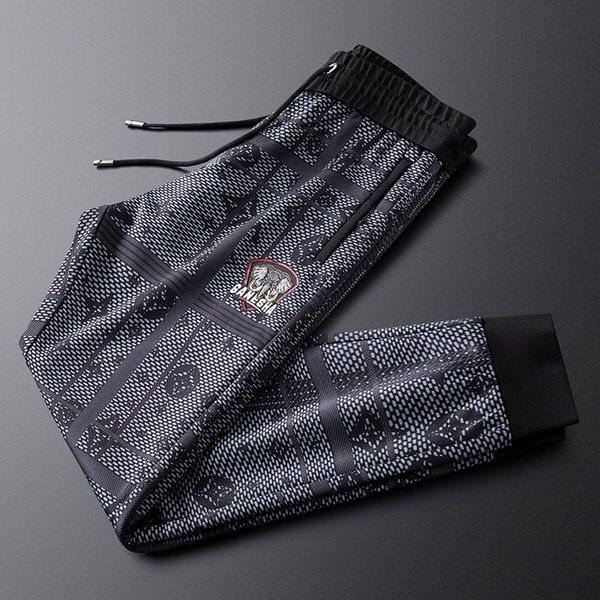 men's pants light luxury check badge sports big-name style self-cultivation footwear trendy color fabric handsome tr, Black
men's pants light luxury check badge sports big-name style self-cultivation footwear trendy color fabric handsome tr, Black