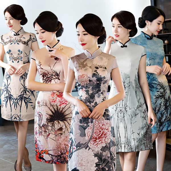 women short sleeve satin qipao elegant orientale banquet chinese mandarin collar prined cheongsam oversize 4xl, Red
women short sleeve satin qipao elegant orientale banquet chinese mandarin collar prined cheongsam oversize 4xl, Red