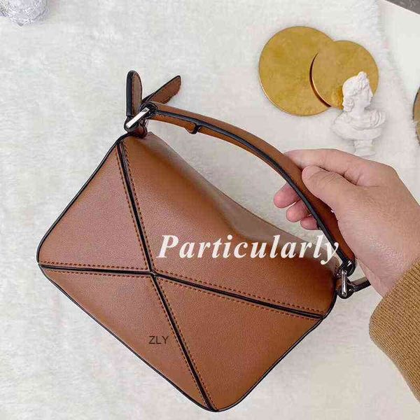2021 spring new geometric stitching star with slanting span one shoulder versatile mini zipper bag girl zly bags
2021 spring new geometric stitching star with slanting span one shoulder versatile mini zipper bag girl zly bags