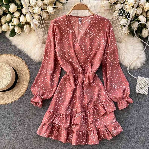 autumn winter irregular dress women's ruffled v-neck lantern sleeves slim short sweet polka-dot dresses women uk918 210506, Black;gray
autumn winter irregular dress women's ruffled v-neck lantern sleeves slim short sweet polka-dot dresses women uk918 210506, Black;gray