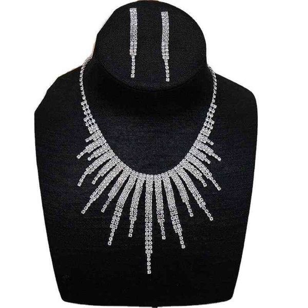 bride rhinestone simple necklace earring set chain wedding dress dinner party accessories, Silver
bride rhinestone simple necklace earring set chain wedding dress dinner party accessories, Silver