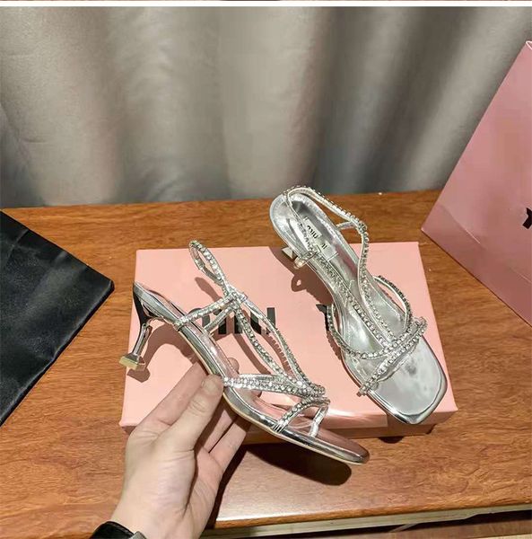mujia high version diamond sandals women's thin heel 2021 new summer silver patent leather fashion high heel shoes with cat heel ysj, Black
mujia high version diamond sandals women's thin heel 2021 new summer silver patent leather fashion high heel shoes with cat heel ysj, Black