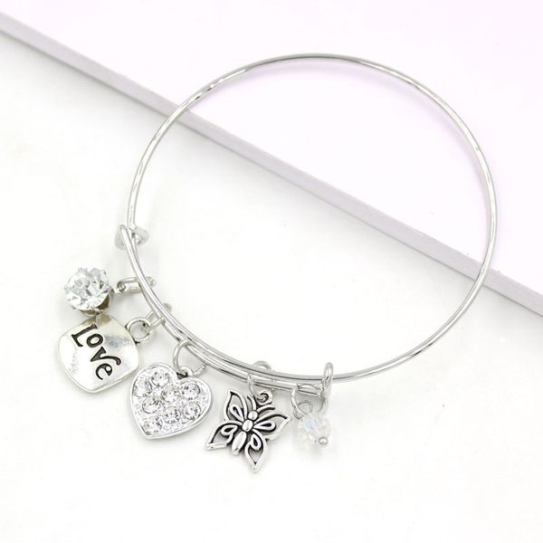 2021 wholesale butterfly love crystal heart charm bracelets adjustable expandable wire bangle and bracelet for women jewelry, Golden;silver
2021 wholesale butterfly love crystal heart charm bracelets adjustable expandable wire bangle and bracelet for women jewelry, Golden;silver