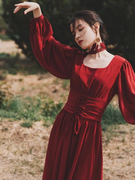 high-end runway dresses 2021 women autumn winter elegant red party high waist dress maxi long vestidos vintage robe zf46 casual, Black;gray
high-end runway dresses 2021 women autumn winter elegant red party high waist dress maxi long vestidos vintage robe zf46 casual, Black;gray