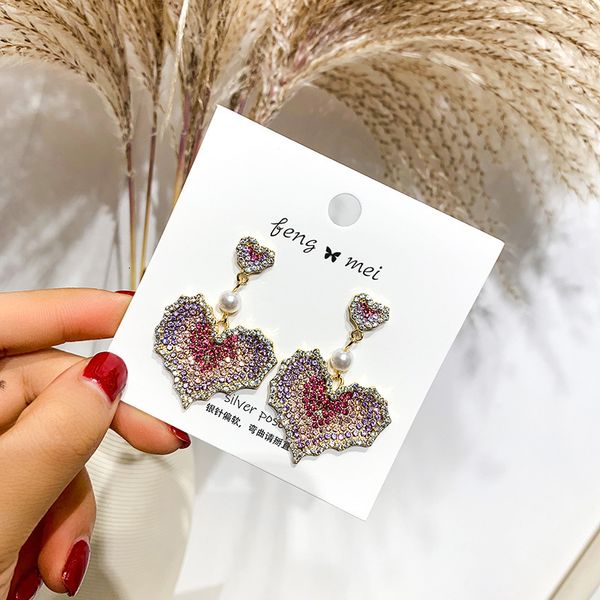 925 silver needle full diamond love versatile fashion net red cool style simple earrings
925 silver needle full diamond love versatile fashion net red cool style simple earrings
