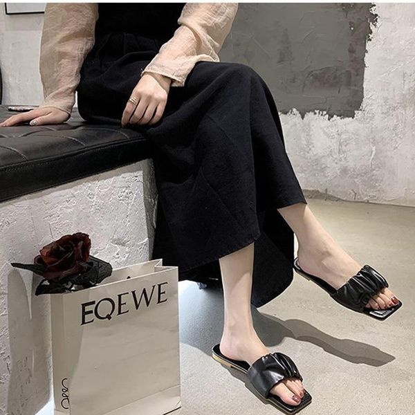 slippers 2021 sandals women brand simple pleated flip flop casual beach square heel open toe shoe designer soft comfortable, Black
slippers 2021 sandals women brand simple pleated flip flop casual beach square heel open toe shoe designer soft comfortable, Black