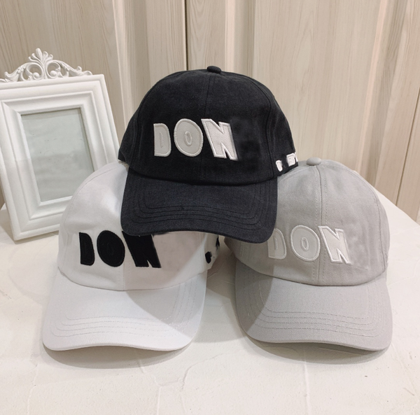 luxury mens designer pure color baseball cap fashion women pure cotton hip hop holiday women outdoor sun protection hat metal buckle adjusta, Blue;gray
luxury mens designer pure color baseball cap fashion women pure cotton hip hop holiday women outdoor sun protection hat metal buckle adjusta, Blue;gray