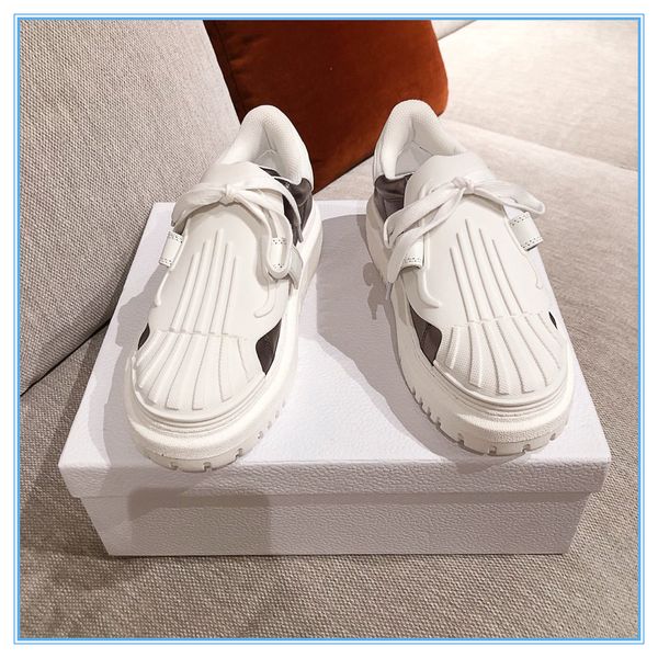 new arrival fashion women luxury designer shoes for ladies with genuine leather gold red white colors ace sneakers size 35-40, Black
new arrival fashion women luxury designer shoes for ladies with genuine leather gold red white colors ace sneakers size 35-40, Black