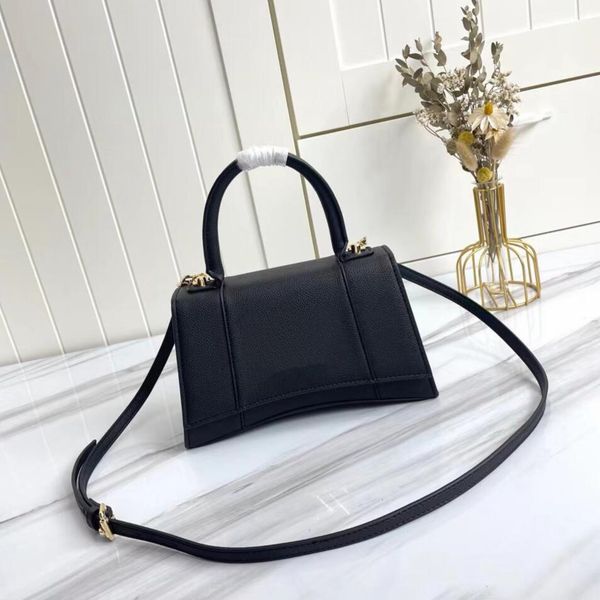 m50799 high fashion women's cross bags handbag brand celebrity with the same quality modern elegant socialite cowhide bags multiple col
m50799 high fashion women's cross bags handbag brand celebrity with the same quality modern elegant socialite cowhide bags multiple col