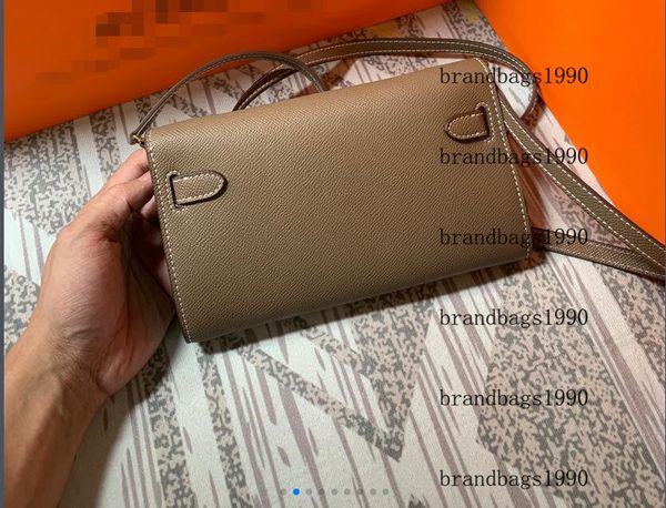 louis vutton bag21.5cm avocado bags women mini totes purse shoulder bags lady calfskin genuine leather fashion handbagf bag
louis vutton bag21.5cm avocado bags women mini totes purse shoulder bags lady calfskin genuine leather fashion handbagf bag