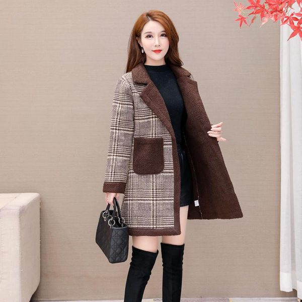 women's trench coats woolen coat fall / winter wear plaid thickened lambskin top, Tan;black
women's trench coats woolen coat fall / winter wear plaid thickened lambskin top, Tan;black