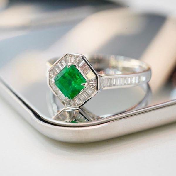 cluster rings sx solid 18k white gold square nature emerald 0.45ct for women birthday's presents fine jewelry presentssx, Golden;silver
cluster rings sx solid 18k white gold square nature emerald 0.45ct for women birthday's presents fine jewelry presentssx, Golden;silver