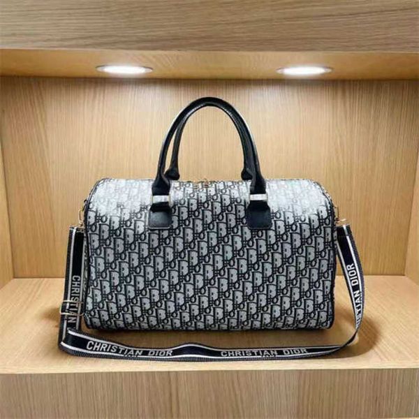 2022 new designer bags for women cosmetic cases lady italy models, fashion casual shoulder classic handbags b64a
2022 new designer bags for women cosmetic cases lady italy models, fashion casual shoulder classic handbags b64a