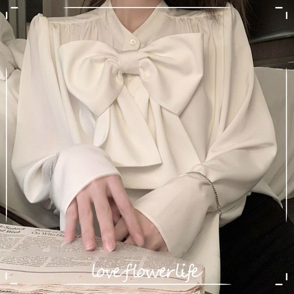 casual chiffon blouse and women spring fashion design elegant lantern sleeve shirts ladies french bow korean style 210521, White
casual chiffon blouse and women spring fashion design elegant lantern sleeve shirts ladies french bow korean style 210521, White