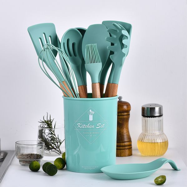9/10/12pcs silicone cooking utensils set non-stick spatula shovel wooden handle cooking tools set with storage box kitchen tools
9/10/12pcs silicone cooking utensils set non-stick spatula shovel wooden handle cooking tools set with storage box kitchen tools