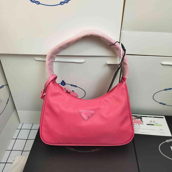 70% off design handbag yiyi's familie oksel 2021 nieuwe hobo nylon stok zak kendou hetzelfde draagbare een schoudertas vrouwen tas m1zt
70% off design handbag yiyi's familie oksel 2021 nieuwe hobo nylon stok zak kendou hetzelfde draagbare een schoudertas vrouwen tas m1zt