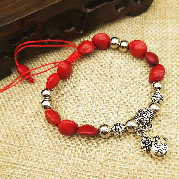chinese style products huangcheng zhu ornaments red beans, acacia tibetan silver various bracelets, female rope woven national
chinese style products huangcheng zhu ornaments red beans, acacia tibetan silver various bracelets, female rope woven national